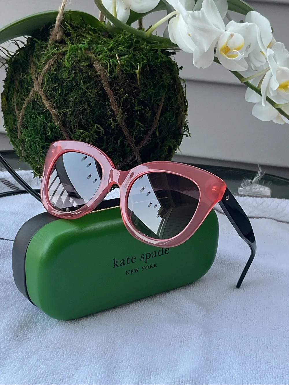 kate spade Pink Gradient Oversized Cat-Eye Sunglasses